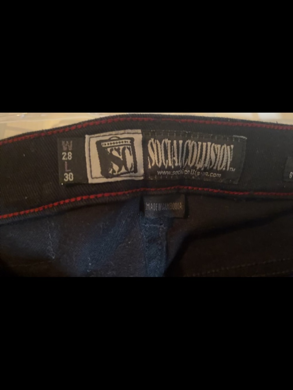 Black Straight Leg Women Jeans - Picture 2 of 3